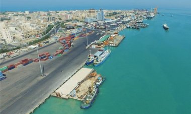 استثمارات قطرية في تطوير موانئ محافظة بوشهر الايرانية