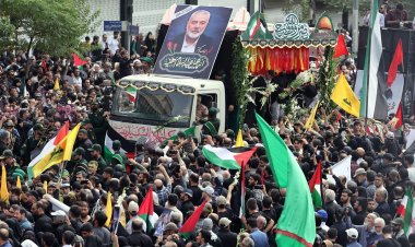 ايران تفرح مع غزة وتؤكد أن ما جرى اليوم هو أكبر هزيمة للكيان