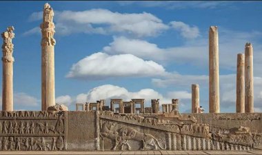 تخت جمشيد في شيراز | استكشاف لعجائب إيران القديمة