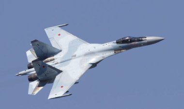 قائد بـ«الحرس الثوري» الإيراني يعلن شراء بلاده مقاتلات سوخوي 35