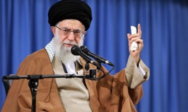 السيد الخامنئي: إذا اعتدى الأمريكيون على أمن الشعب الإيراني فسنهاجم أمنهم دون ترددى