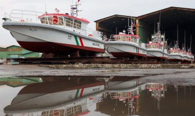 انضمام 10 سفن إنقاذ ، إلى الأسطول البحري لإيران مصنعة محلياً .