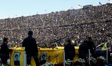 يوم الوفاء.. طوفان بشري يجدد العهد مع الشهيدين السيد نصر الله والسيد صفي الدين