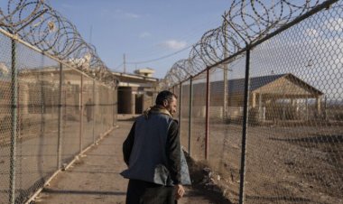 إيران تغلق 1000 كيلومتر من حدودها مع أفغانستان