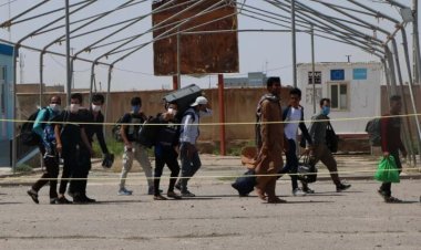 إيران ترحل 4 آلاف لاجئ أفغاني من محافظة كرمان خلال أسبوعين