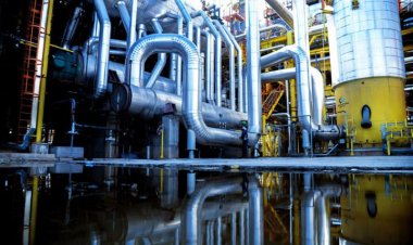 الطاقة الإنتاجية لصناعة البتروكيماويات في ايران ستزداد بمقدار 9 ملايين طن