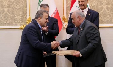 توقيع مذكرات تفاهم بين طهران وبغداد على نقل الغاز المصاحب في الحقول الحدودية إلى إيران