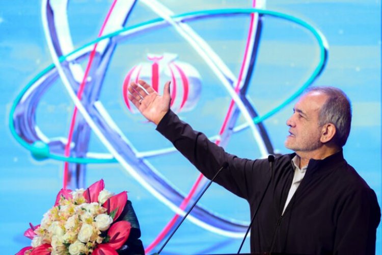 الرئيس بزشكيان يرد علي ترامب : الغرب يسعى منذ 47 عاما لتركيع الشعب الايراني ونظامه ولم ينجح ولن ينجح أبدا