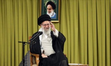 السيد الخامنئي : النموذج الأميركي في المنطقة قد فشل وسنزداد قوة يوما بعد يوم