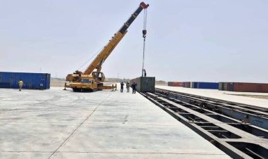 إيران تعلن رسميا انطلاق أول خط ترانزيت سككي للبضائع من الصين إلى طهران