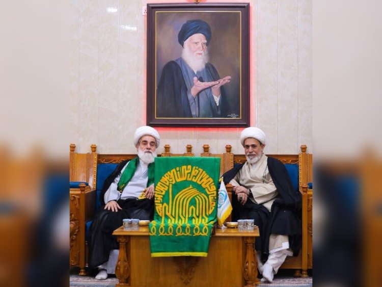 العتبة الرضوية تزور مرقد الشهيد الصدر لتقديم العزاء بذكرى الاستشهاد الـ 27