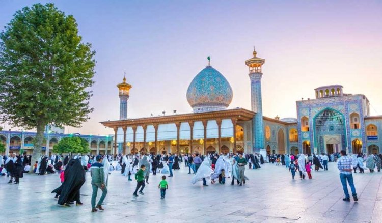 اصدار حكم الإعدام بحق 3 متهمين بالهجوم الإرهابي على مرقد 'شاهجراغ'
