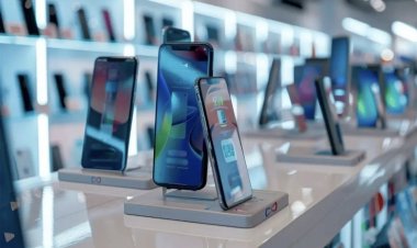 إيران ترفع الحظر عن استيراد جميع ماركات الهواتف المحمولة