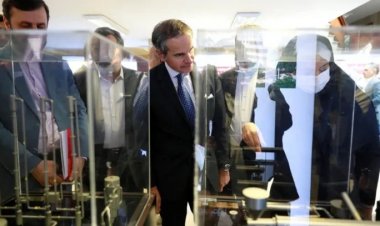 مسؤول بالبرلمان الإيراني: اكتشاف شرائح تجسس في أحذية مفتشي الوكالة الدولية للطاقة الذرية