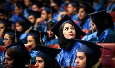 إيران: انخفاض البطالة بين خريجي الجامعات إلى 10.4% خلال عام 2025