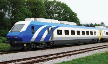 إيران تعيد تشغيل قطار طهران–وان وتتطلع للوصول إلى أنقرة وهرات