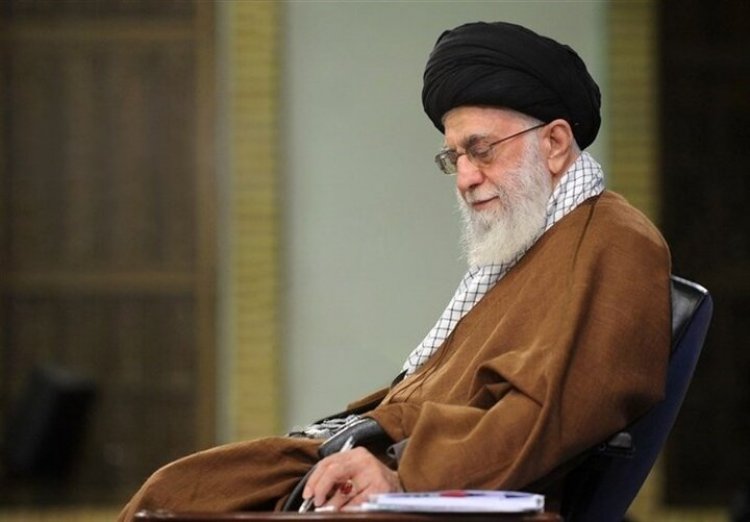 قائد الثورة الاسلامية يمدد عضوية ثلاثة من فقهاء مجلس صيانة الدستور
