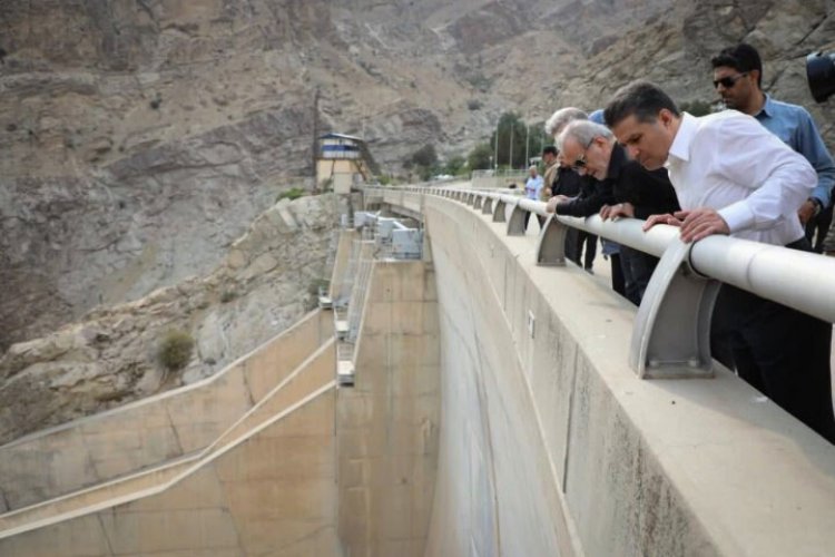 بسبب شح المياه الحكومة الإيرانية تسرع تنفيذ مشروع لنقل المياه إلى طهران