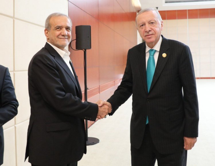 بزشكيان خلال لقاءه بأردوغان: مستعدون للحوار مع الولايات المتحدة على أساس الاعتراف بحقوقنا النووية