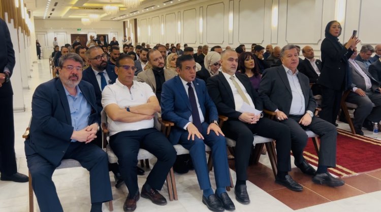 بالصور : توقيع مذكرات تعاون مشتركة بالمجال السياحي بين العراق وايران وتوقعات بارتفاع عدد السياح العراقيين الى ايران  5 ملايين سائح