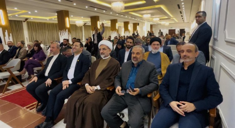 بالصور : توقيع مذكرات تعاون مشتركة بالمجال السياحي بين العراق وايران وتوقعات بارتفاع عدد السياح العراقيين الى ايران  5 ملايين سائح