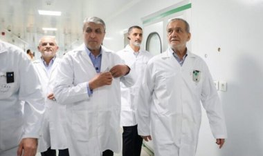 الرئيس الإيراني: سنعيد بناء منشآتنا النووية بقوة أكبر