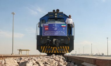 وصول أول قطار شحن بضائع من روسيا إلى إيران عبر كازاخستان وتركمانستان