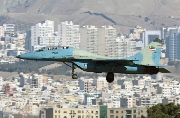 تحليق منخفض لمقاتلات في سماء طهران رداً على تحليق مقاتلات بالقرب الاجواء العراقية .. ما القصة؟