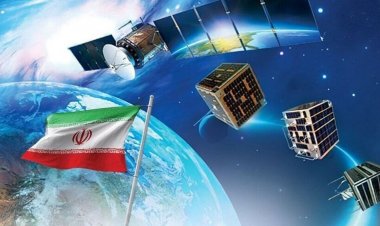 إيران تطلق ثلاثة أقمار صناعية "كوثر1.5" و"ظفر2" و"بايا" من مركز فوستوتشني الفضائي الروسي