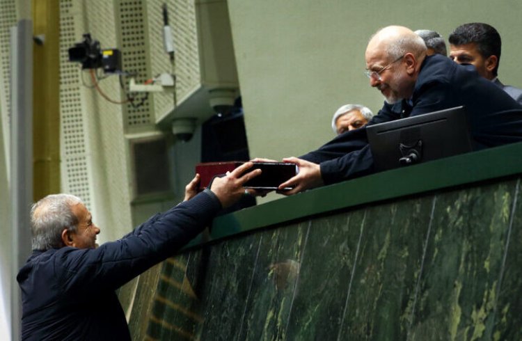 مشروع موازنة إيران للعام الجديد: نمو 28% للموازنة الكلية.. وغياب النفط واضح