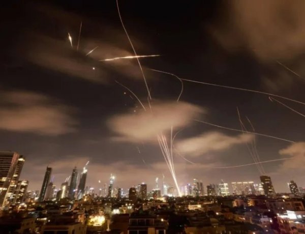 إسرائيل تخشى هجوما صاروخيا إيرانيا مدمرا في حال انهيار المحادثات بين واشنطن وطهران