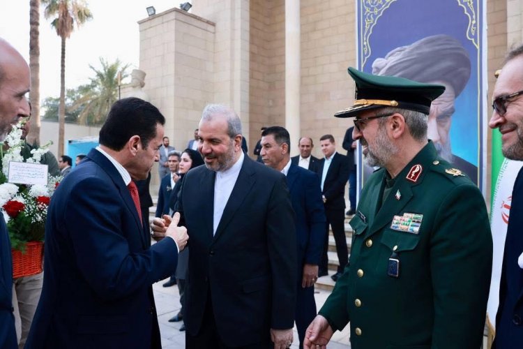 السفير الإيراني في بغداد يدعو إلى تشكيل الحكومة في العراق بعيداً عن التدخلات الخارجية “خاصة الأمريكية”