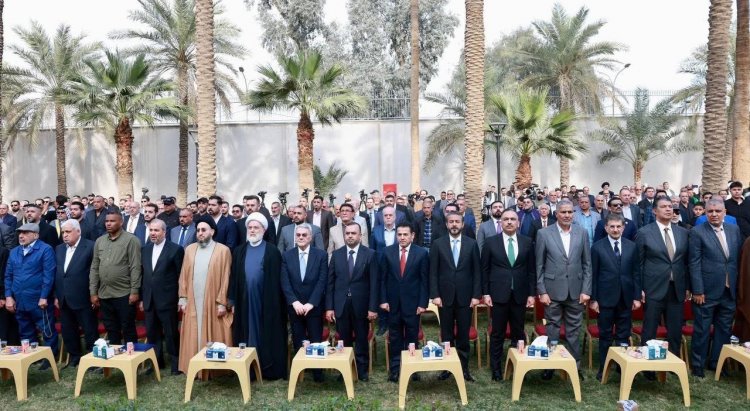 السفير الإيراني في بغداد يدعو إلى تشكيل الحكومة في العراق بعيداً عن التدخلات الخارجية “خاصة الأمريكية”