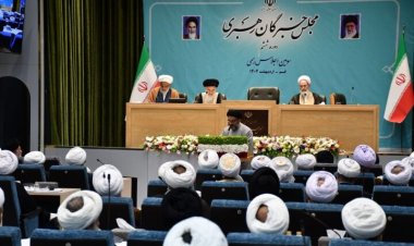 التوصل إلى توافق بين الأغلبية بشأن خليفة آية الله الشهيد خامنئي