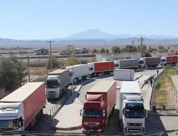 إيران… نقل أكثر من 60 مليون طن من البضائع خلال أقل من شهرين